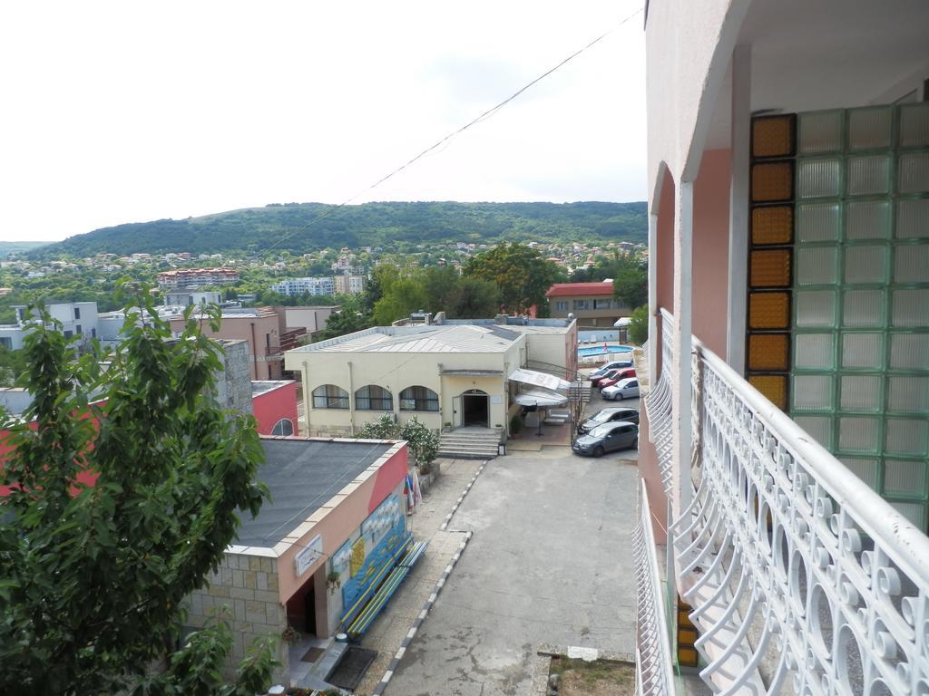 Olimpia Supersnab Hotel Balchik Exterior photo