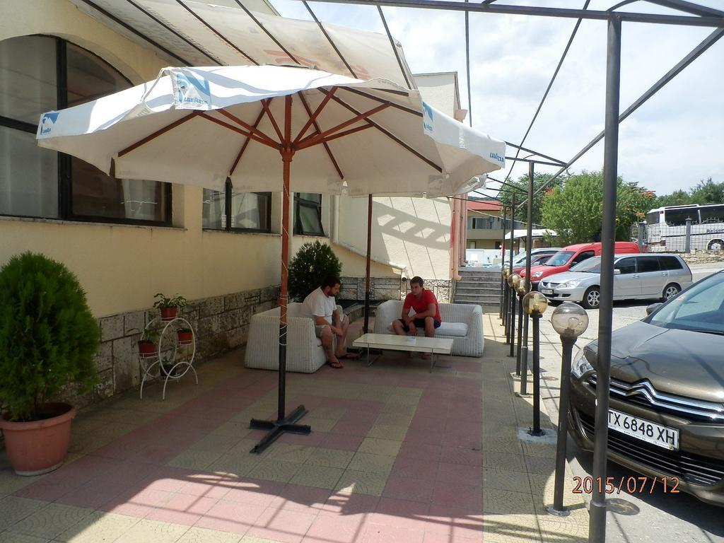 Olimpia Supersnab Hotel Balchik Exterior photo