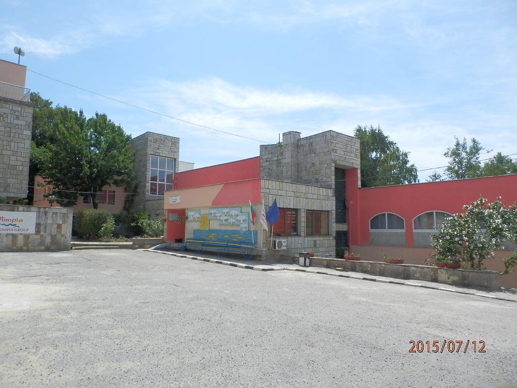 Olimpia Supersnab Hotel Balchik Exterior photo
