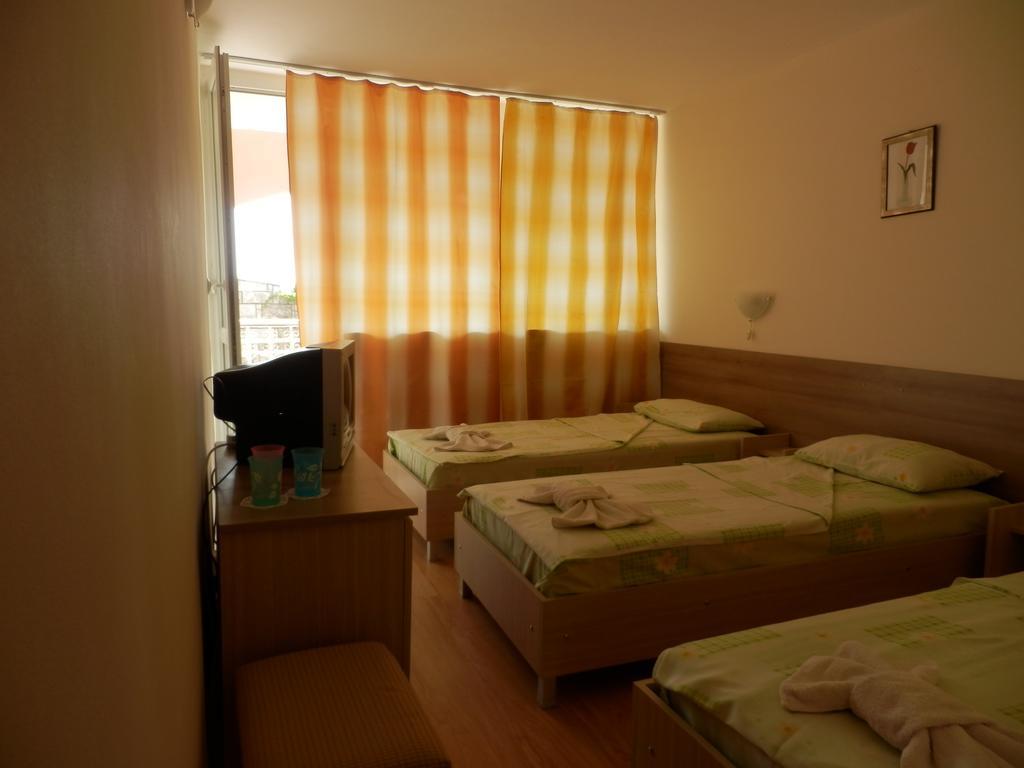 Olimpia Supersnab Hotel Balchik Exterior photo