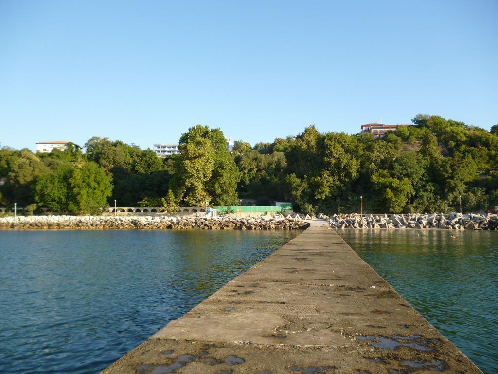 Olimpia Supersnab Hotel Balchik Exterior photo